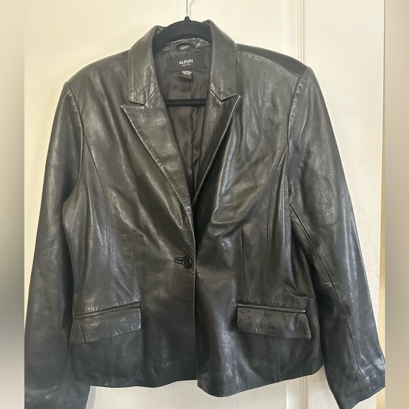 Alfani Jackets & Blazers - Alfani (Soft As Buttah) Petite Lambskin Women's Black Leather Jacket